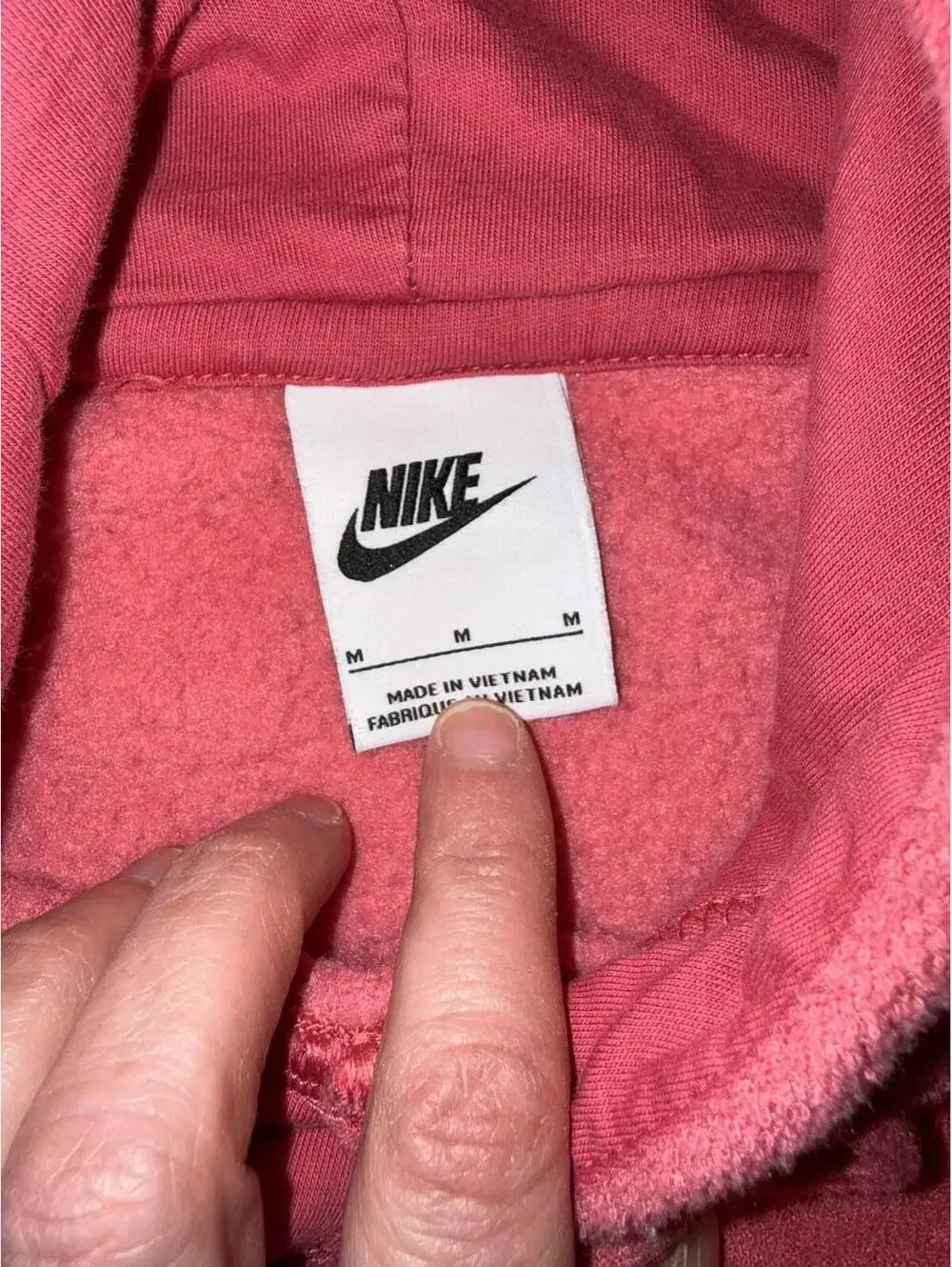 Nike Essentials womens Plush Fleece Hoodie sz M Center logo Pink Sweatshirt